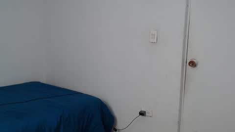 Snapshot of latinbunny7779 chatting on 02/12/25, 08:27 camilo online show from 02/12/25, 08:27