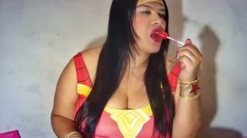 latincurvy1992 online show from 11/01/25, 04:36