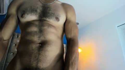 Snapshot of latinhotboys1 chatting on 01/20/25, 06:21 Zeus online show from 01/20/25, 06:21