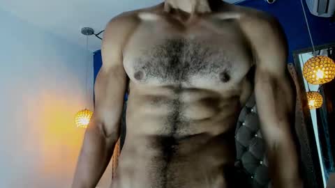 Snapshot of latinhotboys1 chatting on 02/19/25, 08:33 Zeus online show from 02/19/25, 08:33