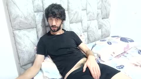 latinlustandfrenchkiss online show from 06/01/26, 01:57