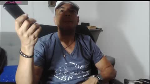 latinmartin254 online show from 05/18/26, 05:46