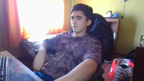 Snapshot of latinn_babe chatting on 02/14/25, 07:54 latinn_babe online show from 02/14/25, 07:54