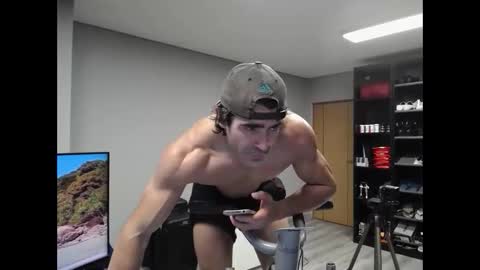 sam online show from 12/17/25, 09:21