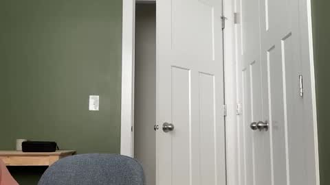 Snapshot of latino_hotcb1 chatting on 12/12/24, 08:53 latino_hotcb1 online show from 12/12/24, 08:53