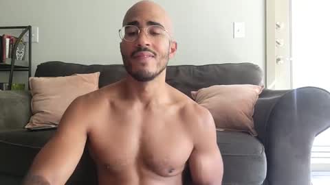 Snapshot of latinomixedbbc chatting on 09/09/25, 03:55 latinomixedbbc online show from 09/09/25, 03:55