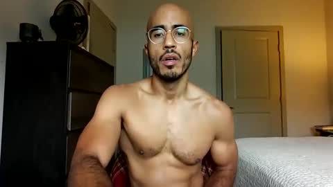 Snapshot of latinomixedbbc chatting on 11/19/25, 03:45 latinomixedbbc online show from 11/19/25, 03:45