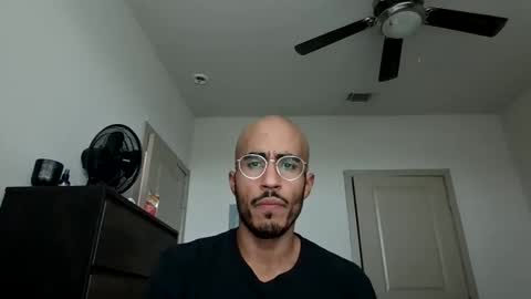 Snapshot of latinomixedbbc chatting on 11/30/25, 08:02 latinomixedbbc online show from 11/30/25, 08:02