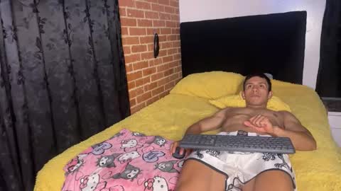 latinosadictosalsexo online show from 03/03/26, 04:29