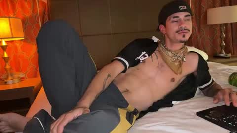 latinprincee online show from 03/19/26, 04:05