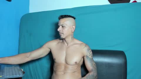 LatinShaman online show from 10/05/25, 02:43