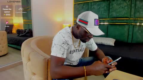 LEANDRO online show from 02/03/25, 10:47