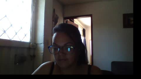 Laura online show from 06/01/26, 06:42