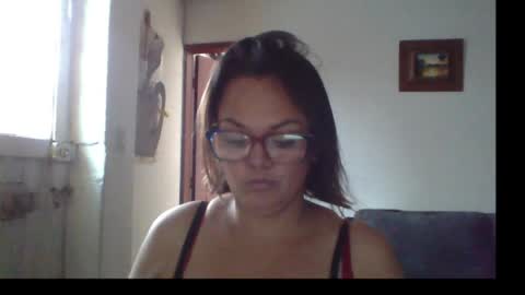Laura online show from 06/17/26, 03:35