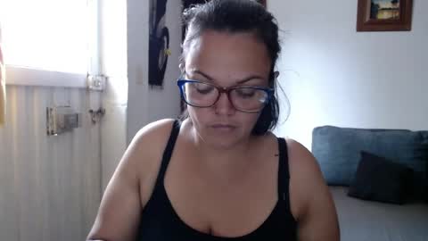 Laura online show from 06/20/26, 03:59