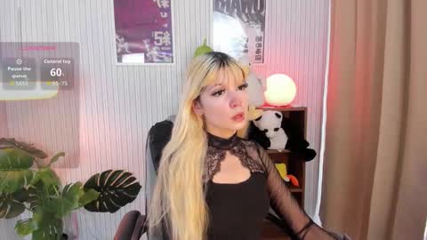 laukyubey1 online show from 09/26/25, 08:57