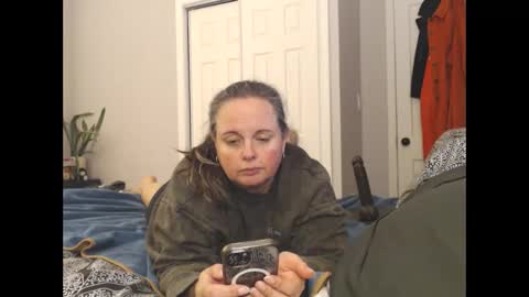 LauLauMa online show from 04/03/26, 01:14