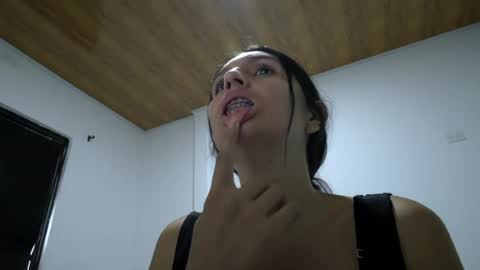 Snapshot of laura_1717 chatting on 07/13/26, 02:53 laura online show from 07/13/26, 02:53