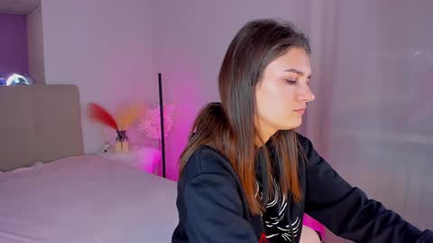 Laura online show from 01/19/25, 09:11