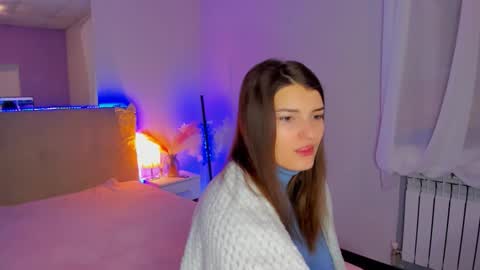 Snapshot of laura__leee chatting on 02/05/26, 06:40 Laura online show from 02/05/26, 06:40