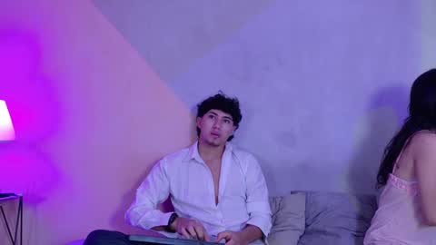 Snapshot of laura_and_kevin chatting on 09/13/25, 02:06 laura_and_kevin online show from 09/13/25, 02:06