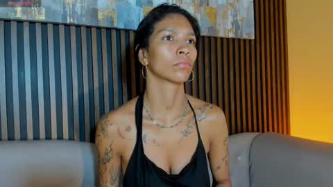 Laura online show from 02/04/26, 12:44