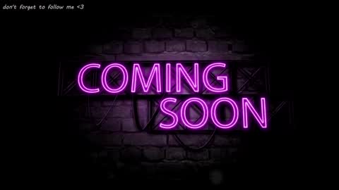 Snapshot of laura_coy chatting on 12/04/24, 11:35 Laura online show from 12/04/24, 11:35