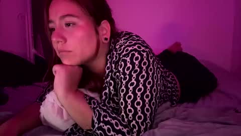 laura online show from 04/10/26, 09:30