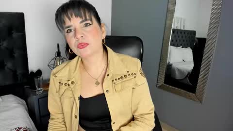 laura hotties online show from 02/22/26, 12:58