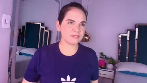 laura hotties online show from 05/31/26, 01:07