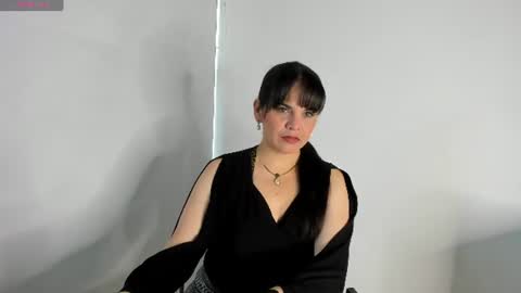 laura hotties online show from 07/01/26, 06:18