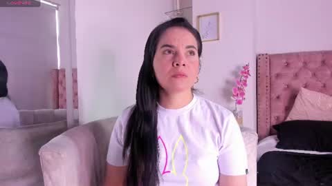 laura hotties online show from 07/12/26, 01:35