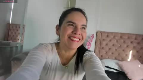 laura hotties online show from 07/13/26, 01:14