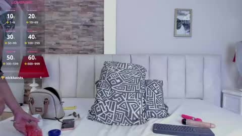 laura latinhot online show from 05/20/26, 08:59