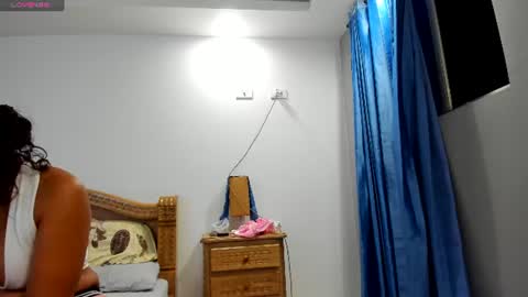 laura_miller02 online show from 07/02/26, 02:11