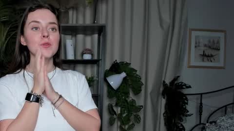 Samantha online show from 10/20/25, 03:45