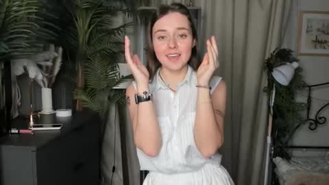 Samantha online show from 10/31/25, 03:46