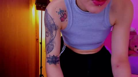 Laura Rose online show from 03/29/26, 03:34