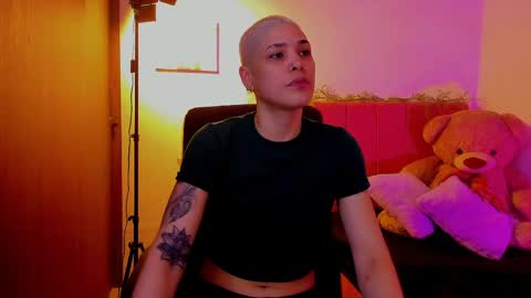 Laura Rose online show from 04/03/26, 07:12