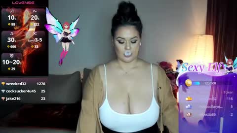 Snapshot of laura_sinner chatting on 01/22/25, 02:26 Laura online show from 01/22/25, 02:26