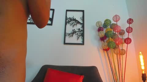 LAURA SOE online show from 01/17/25, 04:26