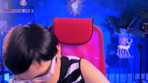 lauradavidsons online show from 01/15/26, 06:44