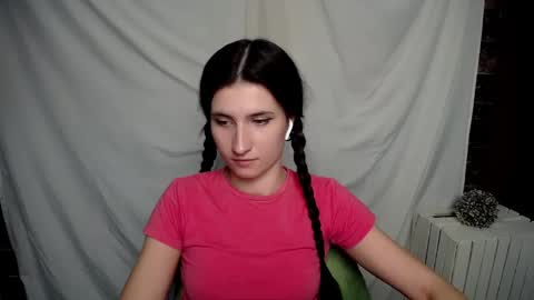 Laura online show from 02/11/25, 12:27