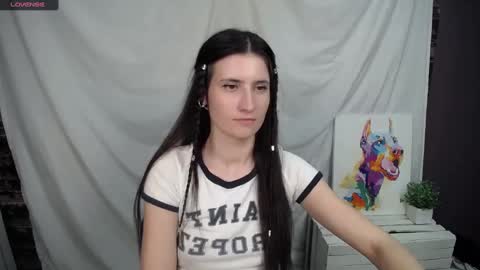 Laura online show from 03/09/25, 12:42