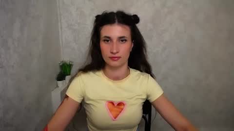 Laura online show from 06/27/26, 09:14