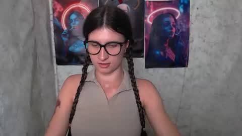 Laura online show from 07/04/26, 07:36