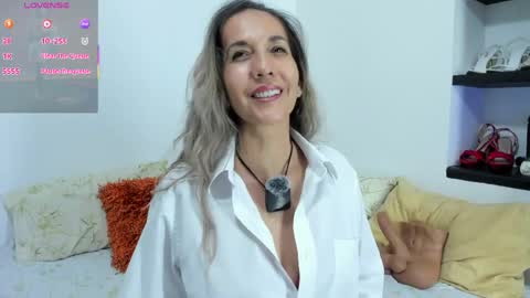 Laura online show from 04/13/26, 05:13