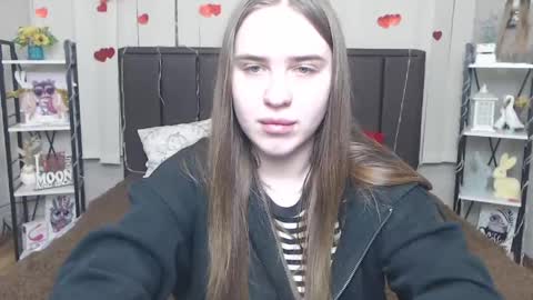 LauraHlot online show from 05/31/26, 06:09