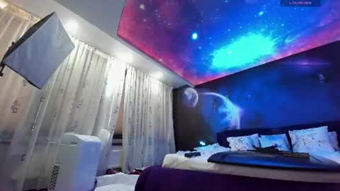 LauraJinx online show from 06/17/26, 09:01