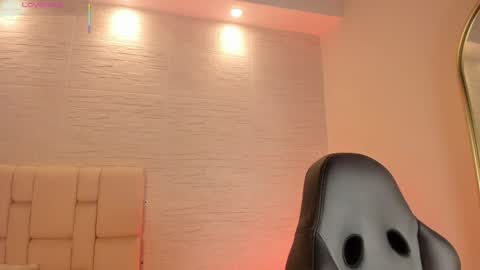  laura kane online show from 04/08/26, 11:54